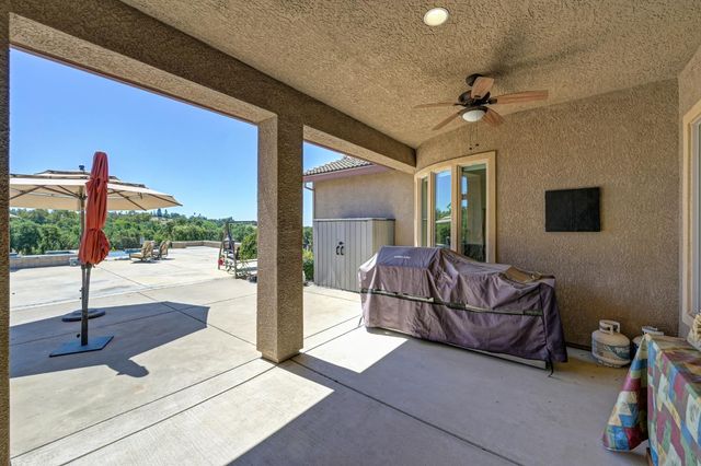1787 English Colony Way, Penryn, CA 95663