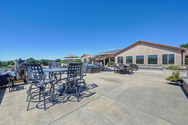 1787 English Colony Way, Penryn, CA 95663