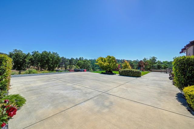 1787 English Colony Way, Penryn, CA 95663