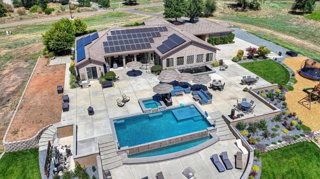 1787 English Colony Way, Penryn, CA 95663