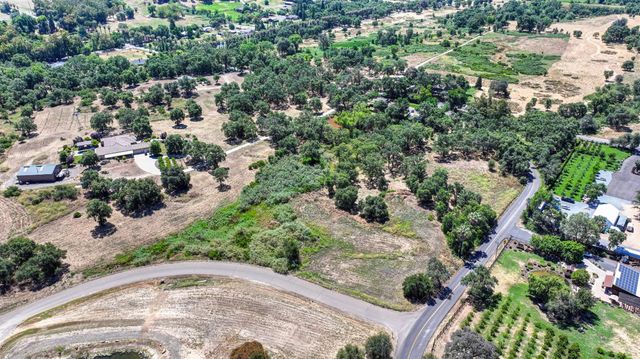 1787 English Colony Way, Penryn, CA 95663