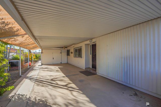 33 W Teton Dr, Yuma, AZ 85364