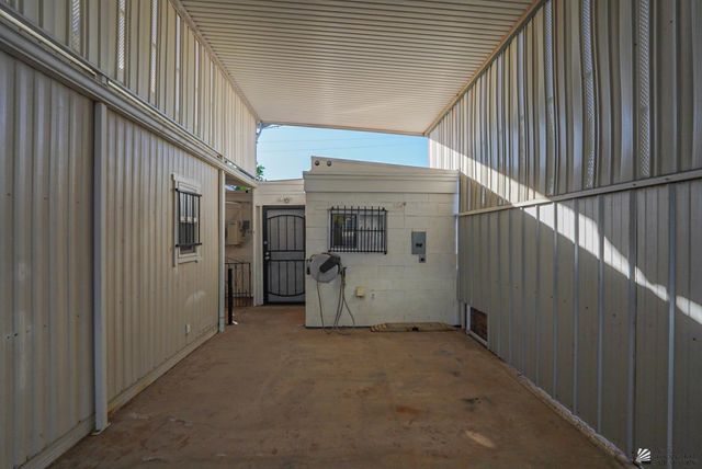 33 W Teton Dr, Yuma, AZ 85364