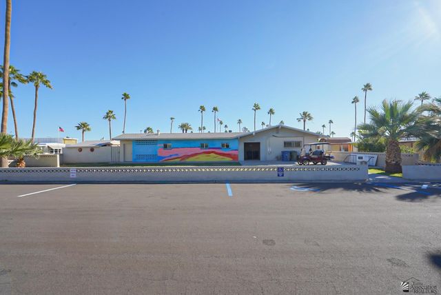 33 W Teton Dr, Yuma, AZ 85364