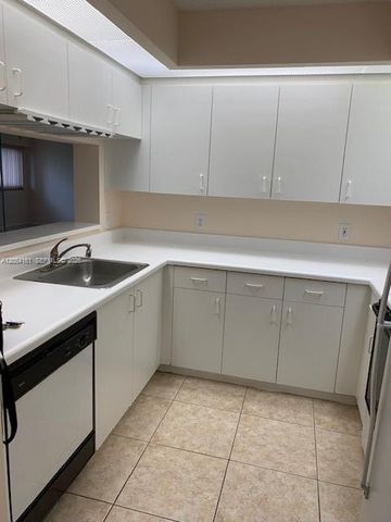 12551 SW 16th Ct 410C, Pembroke Pines, FL 33027