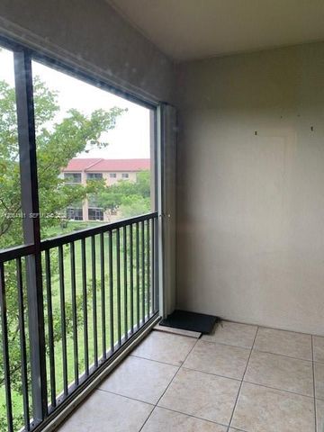12551 SW 16th Ct 410C, Pembroke Pines, FL 33027