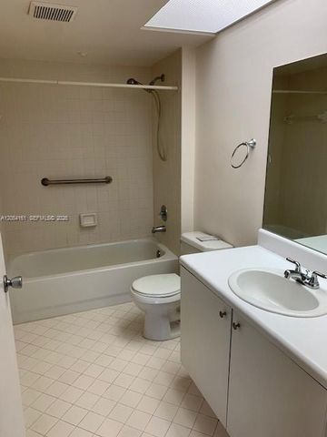 12551 SW 16th Ct 410C, Pembroke Pines, FL 33027