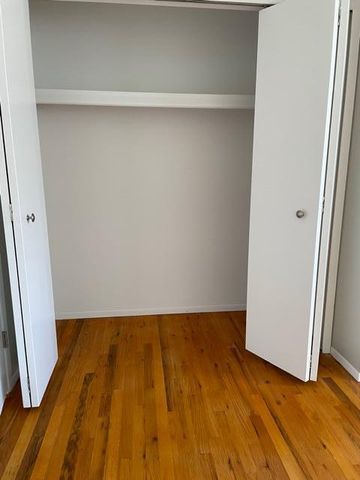 33633 Swan Drive, Sterling Heights City, MI 48312