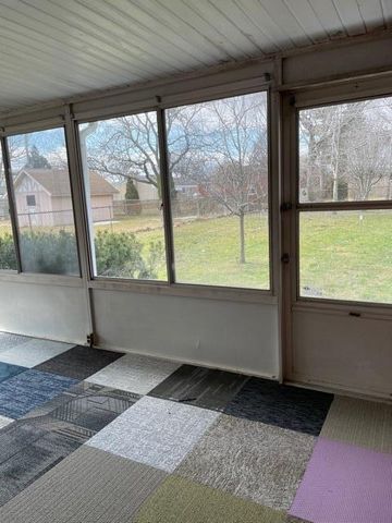 33633 Swan Drive, Sterling Heights City, MI 48312