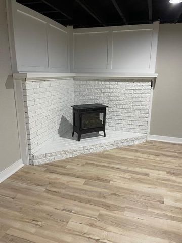 33633 Swan Drive, Sterling Heights City, MI 48312