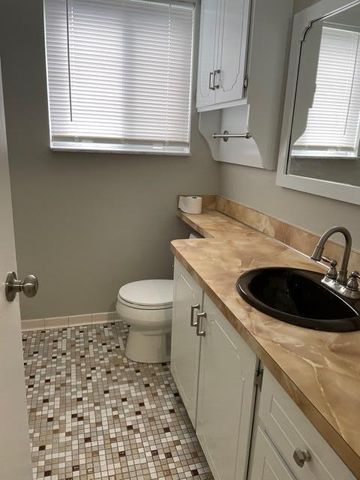 33633 Swan Drive, Sterling Heights City, MI 48312