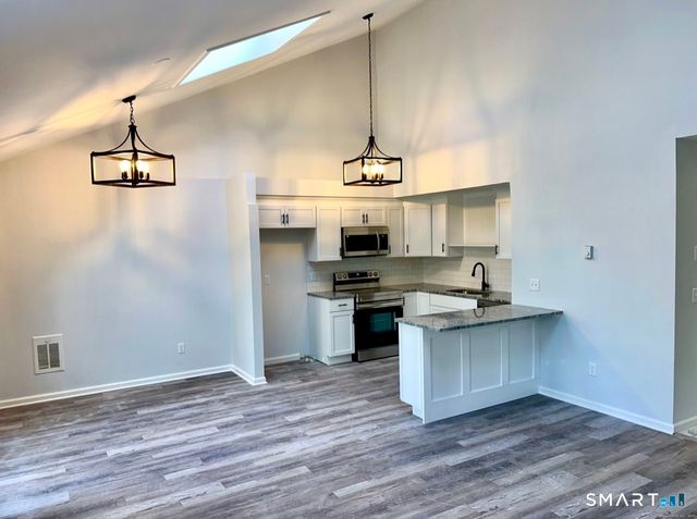 274 Cliffside Drive 274, Torrington, CT 06790