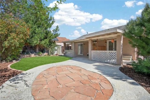 11848 Rancherias Dr, Fontana, CA 92337