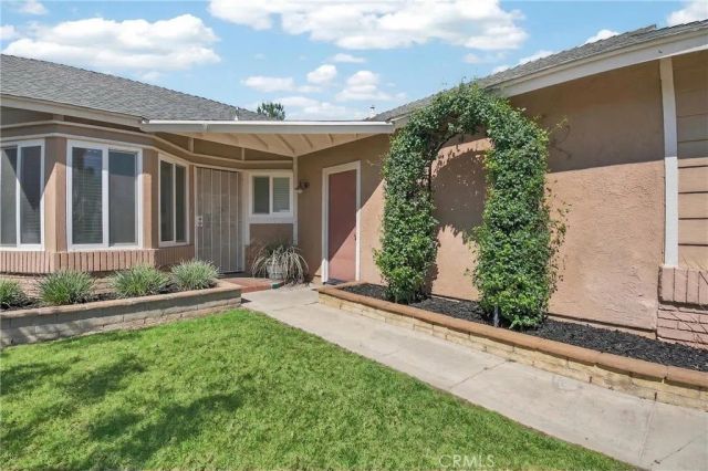 11848 Rancherias Dr, Fontana, CA 92337