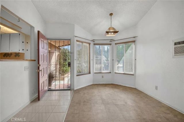 11848 Rancherias Dr, Fontana, CA 92337