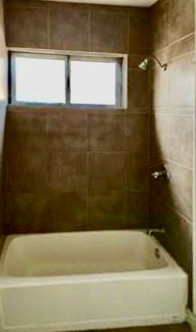 1300 N Oak Avenue, Mineral Wells, TX 76067
