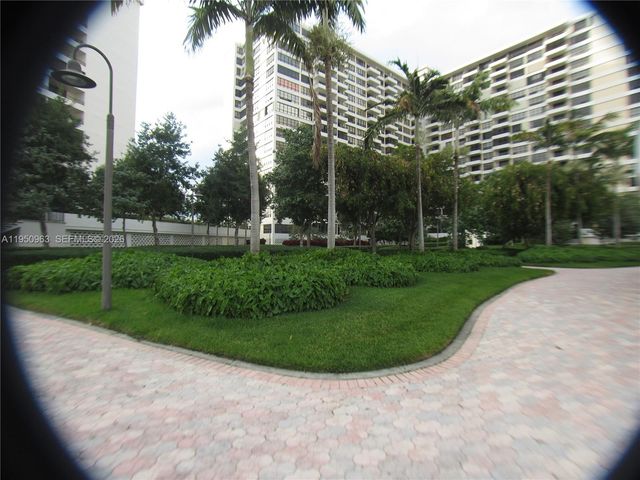 500 Three Islands Blvd 918, Hallandale Beach, FL 33009