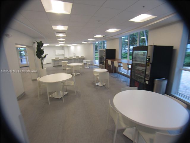 500 Three Islands Blvd 918, Hallandale Beach, FL 33009