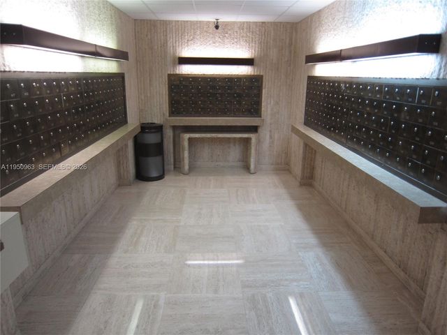 500 Three Islands Blvd 918, Hallandale Beach, FL 33009