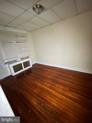 4002 W FRANKLIN ST, Baltimore, MD 21229