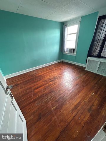 4002 W FRANKLIN ST, Baltimore, MD 21229