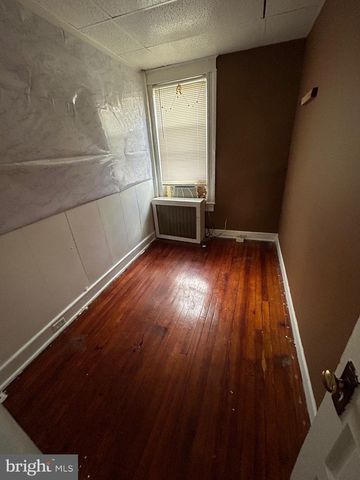 4002 W FRANKLIN ST, Baltimore, MD 21229