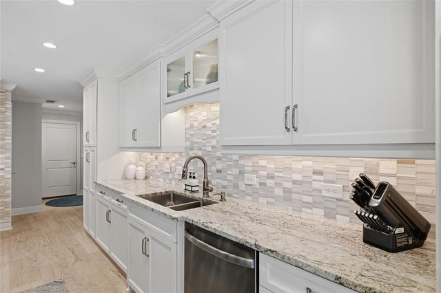 408 YACHT HARBOR DRIVE, Osprey, FL 34229