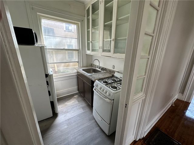 525 Averill Avenue, Rochester, NY 14607