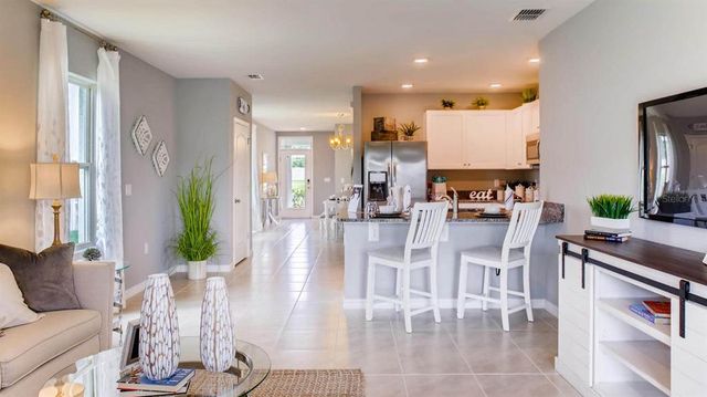 8371 MADRID STREET, Lakeland, FL 33810