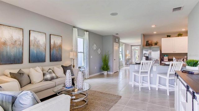 8371 MADRID STREET, Lakeland, FL 33810