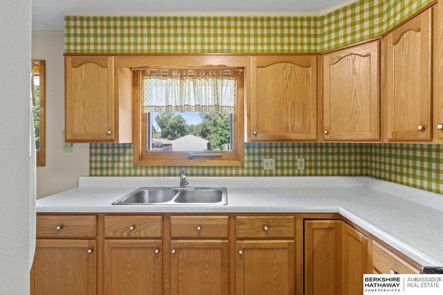 3315 Van Dorn Street, Lincoln, NE 68506