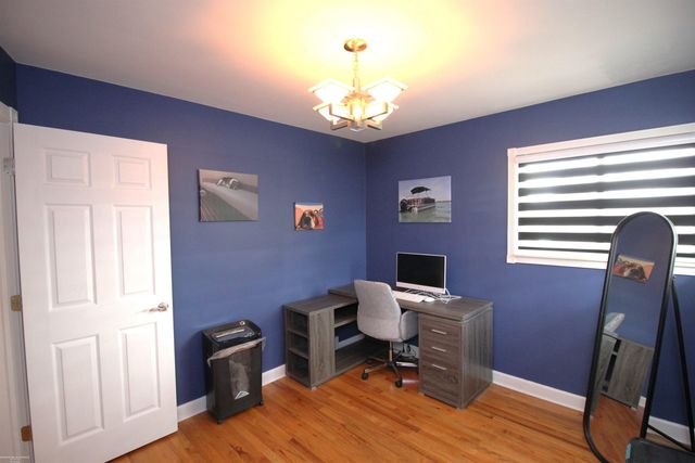 23207 Recreation Street, Saint Clair Shores, MI 48082