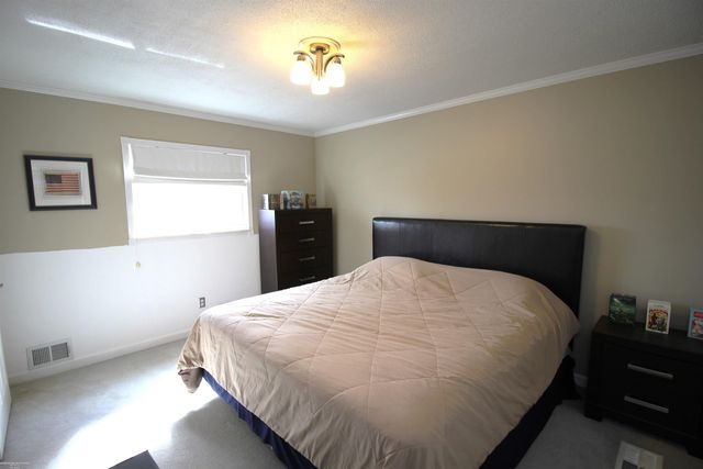 23207 Recreation Street, Saint Clair Shores, MI 48082