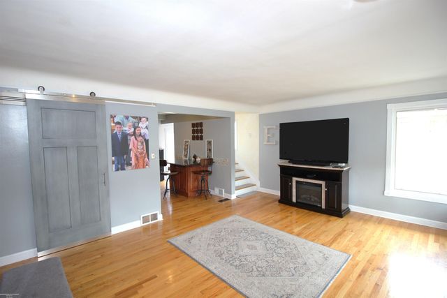 23207 Recreation Street, Saint Clair Shores, MI 48082