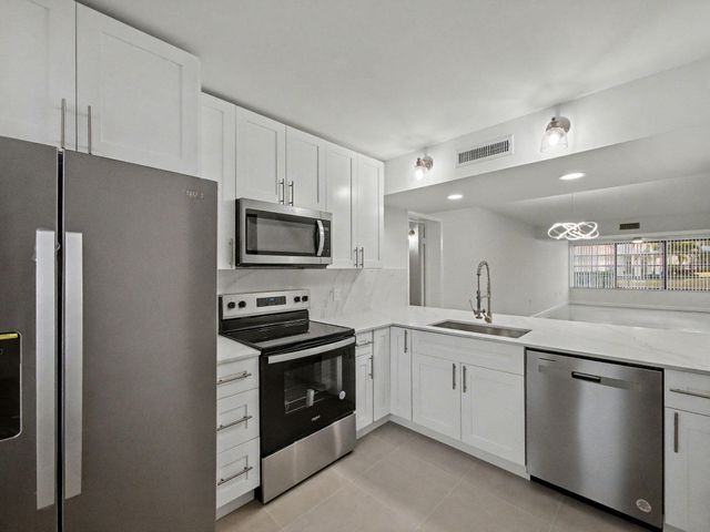 3501 Village Boulevard 104, West Palm Beach, FL 33409