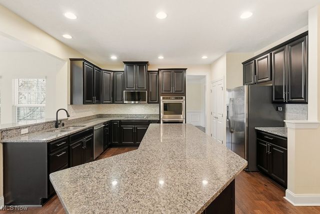 7969 Megan Meadow Drive, Hudson, OH 44236