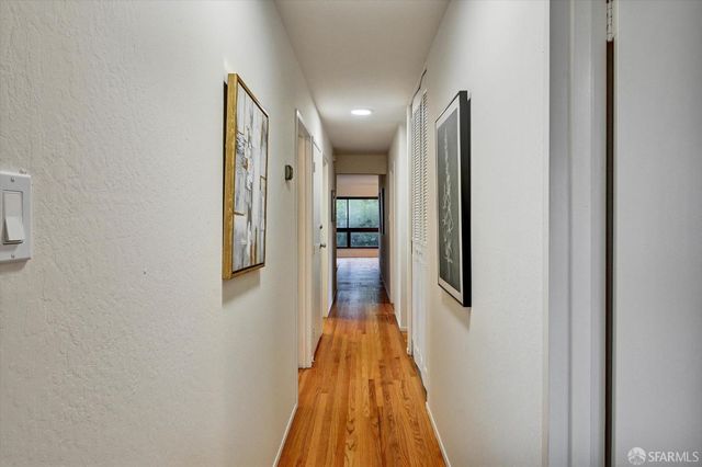 635 Parkview Circle, Pacifica, CA 94044