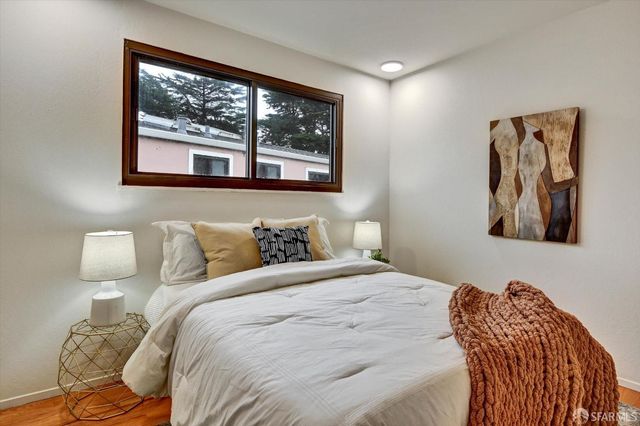 635 Parkview Circle, Pacifica, CA 94044