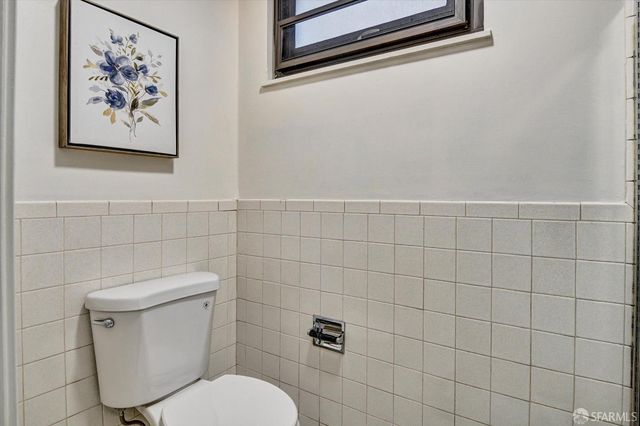 635 Parkview Circle, Pacifica, CA 94044