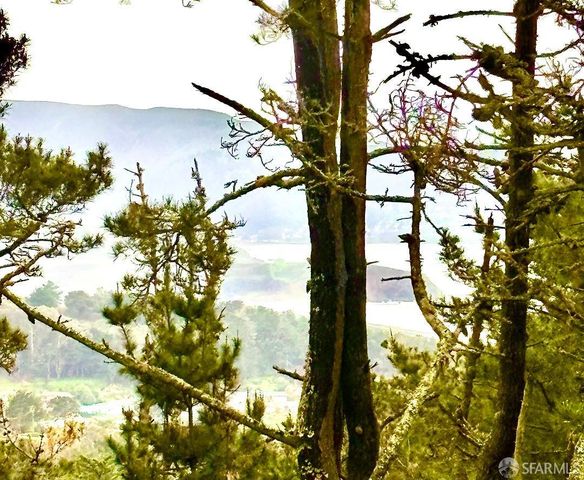 635 Parkview Circle, Pacifica, CA 94044