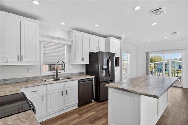 14729 Constitution WAY, North Fort Myers, FL 33917