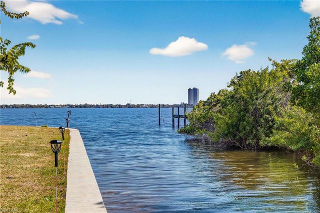 14729 Constitution WAY, North Fort Myers, FL 33917