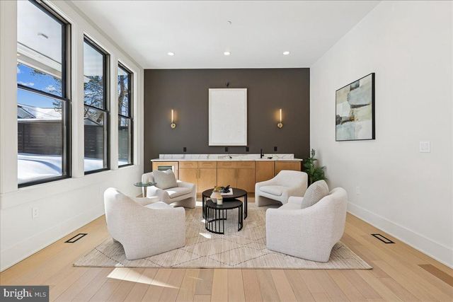 4428 ALBEMARLE ST NW, Washington, DC 20016