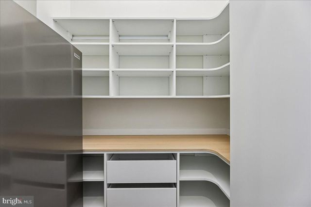 4428 ALBEMARLE ST NW, Washington, DC 20016