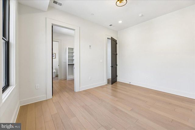 4428 ALBEMARLE ST NW, Washington, DC 20016