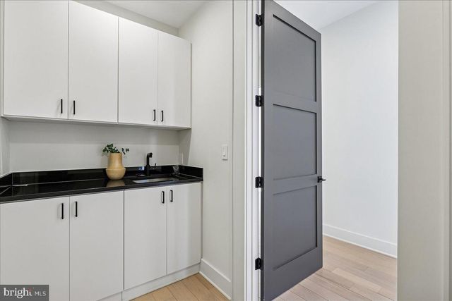 4428 ALBEMARLE ST NW, Washington, DC 20016