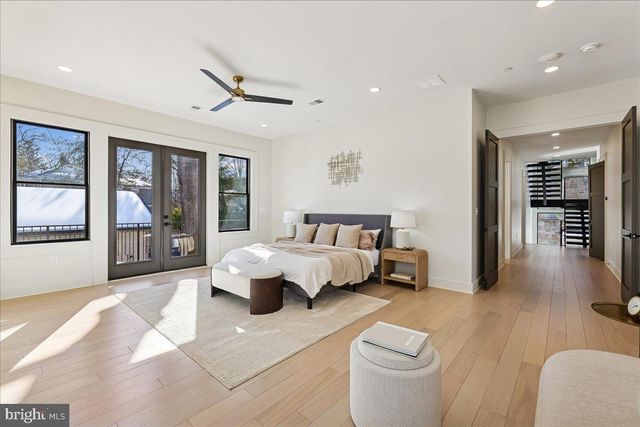 4428 ALBEMARLE ST NW, Washington, DC 20016