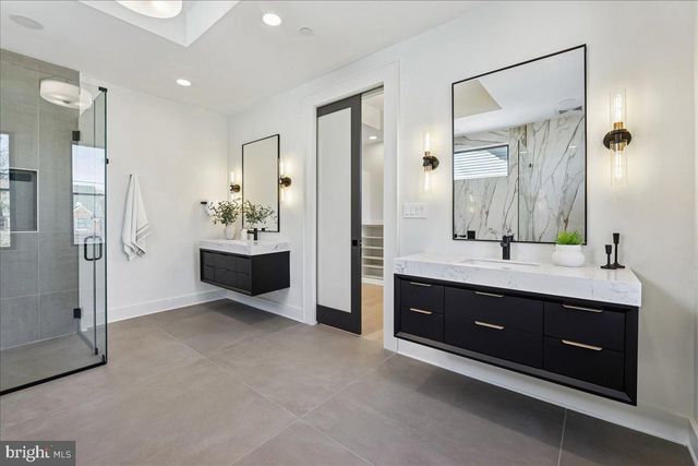 4428 ALBEMARLE ST NW, Washington, DC 20016