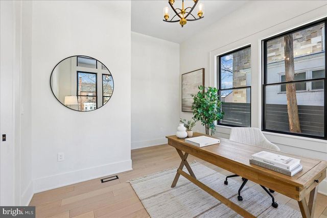 4428 ALBEMARLE ST NW, Washington, DC 20016