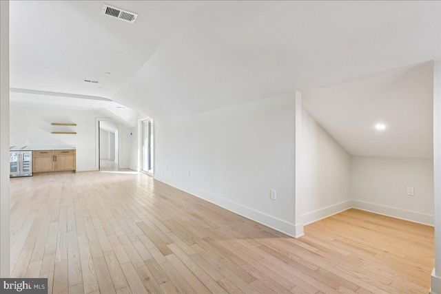 4428 ALBEMARLE ST NW, Washington, DC 20016